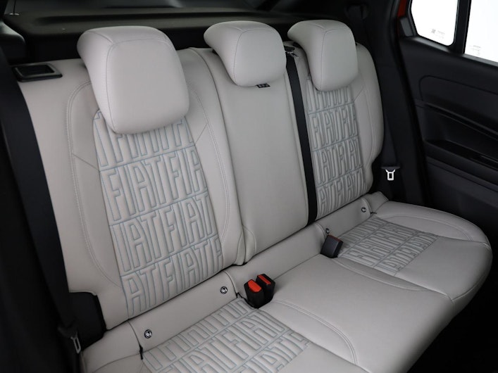 Vehicle image FIAT 600