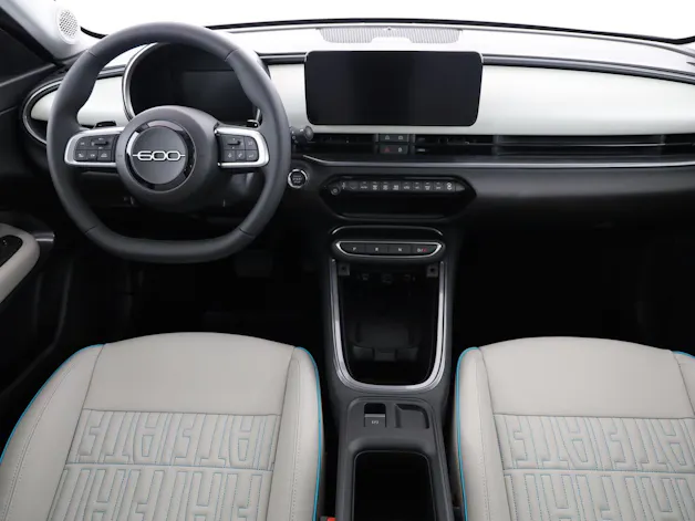 Fiat 600 1.2 Hybrid 136 La Prima