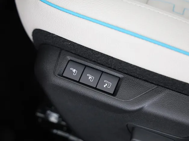 Fiat 600 1.2 Hybrid 136 La Prima