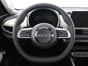 Fiat 600 1.2 Hybrid 136 La Prima