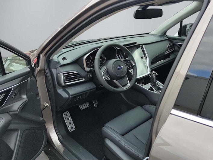 Vehicle image SUBARU OUTBACK