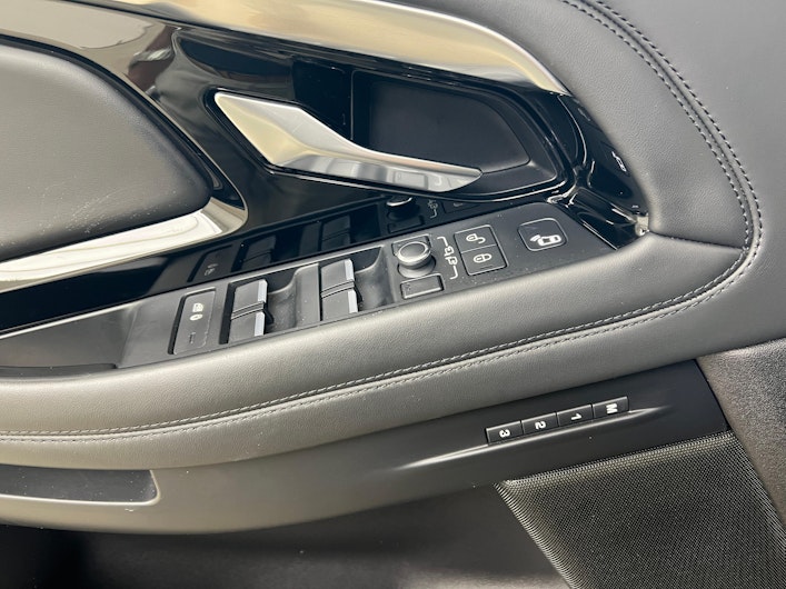 Vehicle image LAND ROVER RANGE ROVER EVOQUE