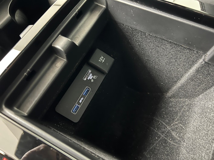 Vehicle image LAND ROVER RANGE ROVER EVOQUE