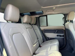 Land Rover Defender 110 3.0 I6 XS