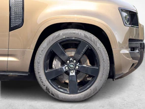 Fahrzeugbild LAND ROVER Defender 110 3.0 I6 XS