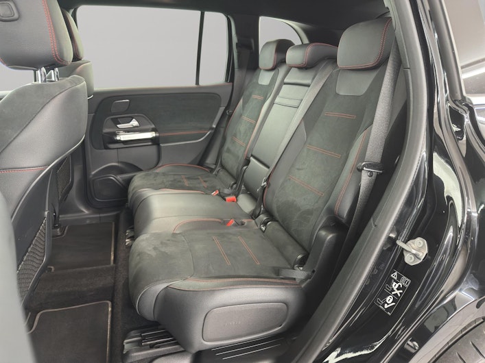 Vehicle image MERCEDES-BENZ EQB 350