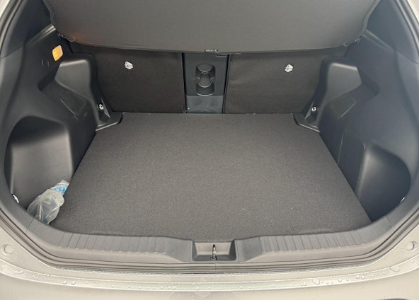 Vehicle image 7 Vehicle image 7