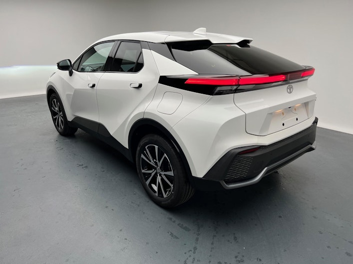 Vehicle image TOYOTA C-HR