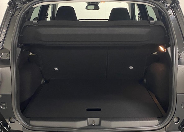 Vehicle image 14 Vehicle image 14