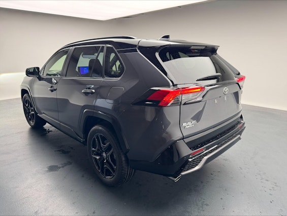 Vehicle image 3 Vehicle image 3