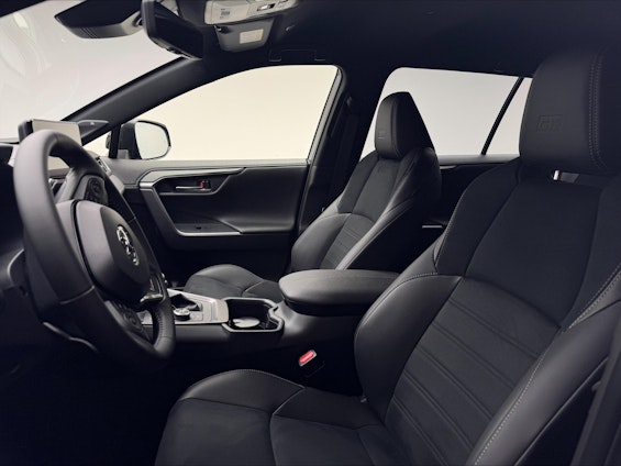 Vehicle image 5 Vehicle image 5