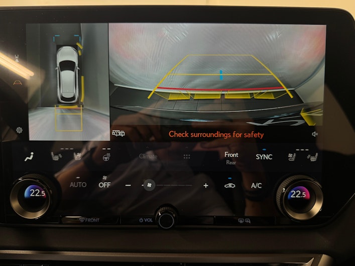 Vehicle image LEXUS RX