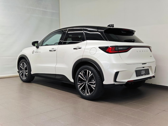 Vehicle image LEXUS LBX