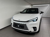 First vehicle image