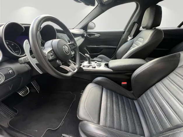 Alfa Romeo Giulia 2.0 Q4 Veloce