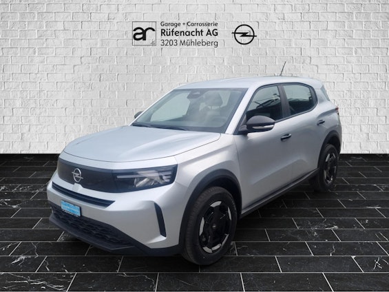 First vehicle image