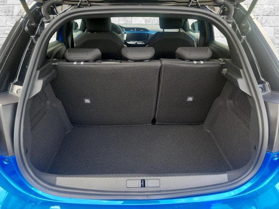 Vehicle image 8 Vehicle image 8