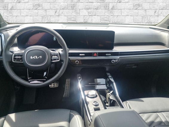 Vehicle image 5 Vehicle image 5