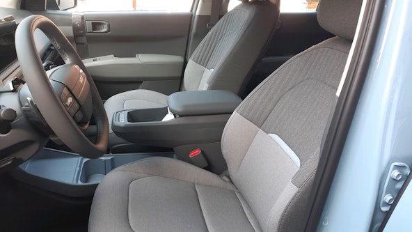 Vehicle image 8 Vehicle image 8