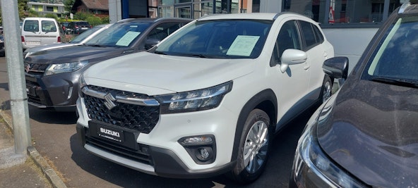 First vehicle image