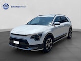First vehicle image