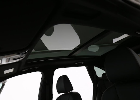 Vehicle image 9 Vehicle image 9