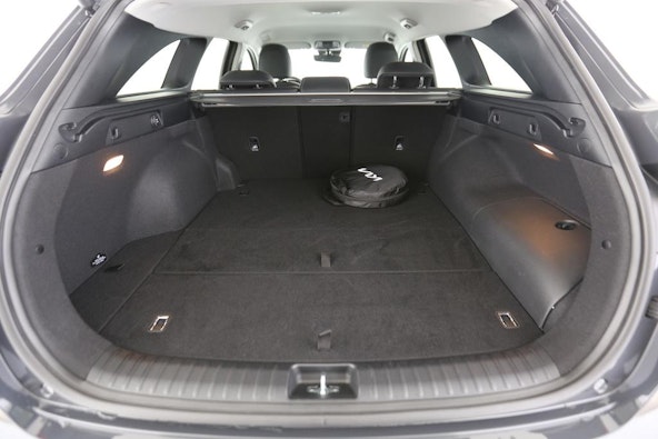 Vehicle image 9 Vehicle image 9