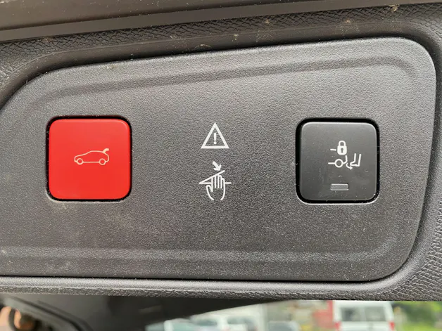 Peugeot 3008 1.6 Plug-in Hybrid4 GT