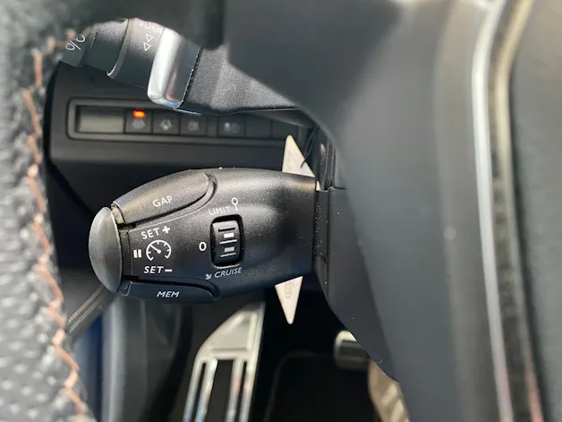 Peugeot 3008 1.6 Plug-in Hybrid4 GT