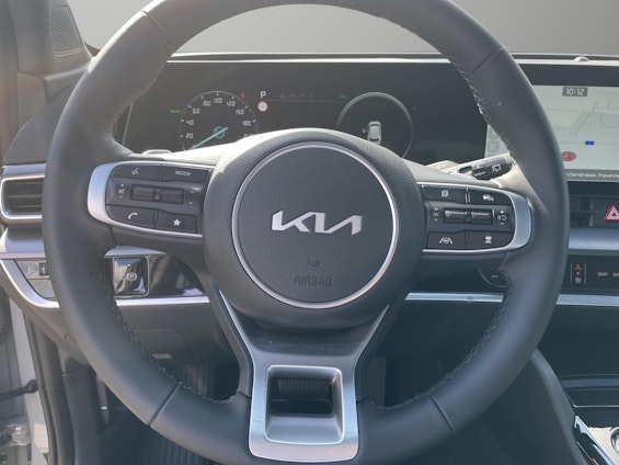 Vehicle image 4 Vehicle image 4