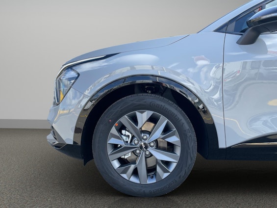 Vehicle image 9 Vehicle image 9