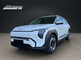 First vehicle image