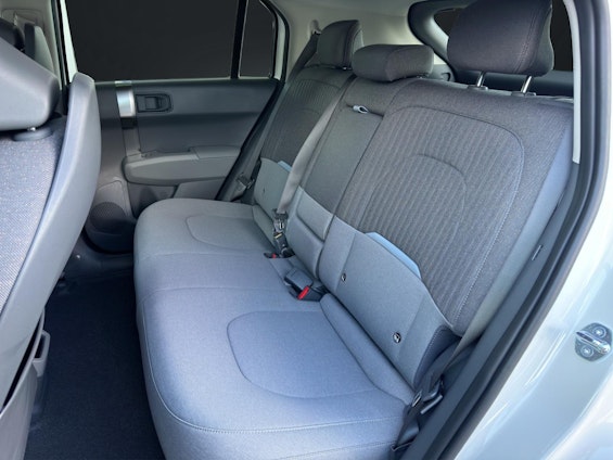 Vehicle image 11 Vehicle image 11