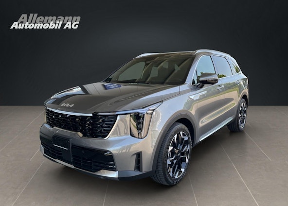 First vehicle image First vehicle image