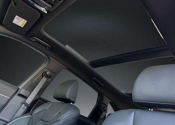 Vehicle image 14 Vehicle image 14