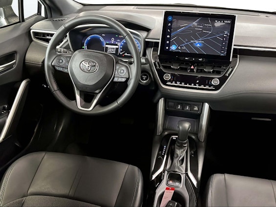 Vehicle image 7