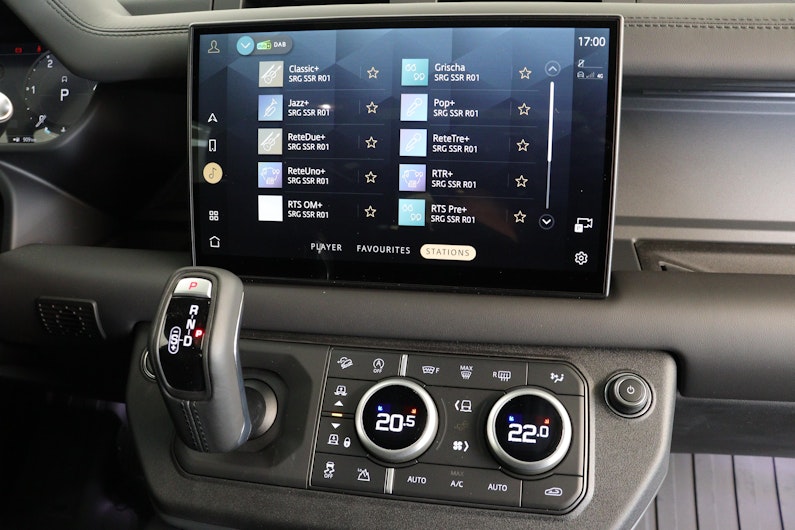 Vehicle image LAND ROVER DEFENDER