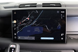 Vehicle image LAND ROVER Defender 110 3.0 D I6 300 X-Dynamic HSE