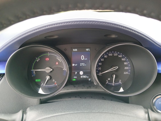 Vehicle image 14