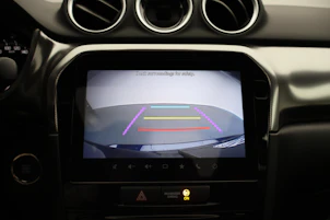 Fahrzeugbild SUZUKI Vitara 1.4 T Compact Top Hybrid 4x4