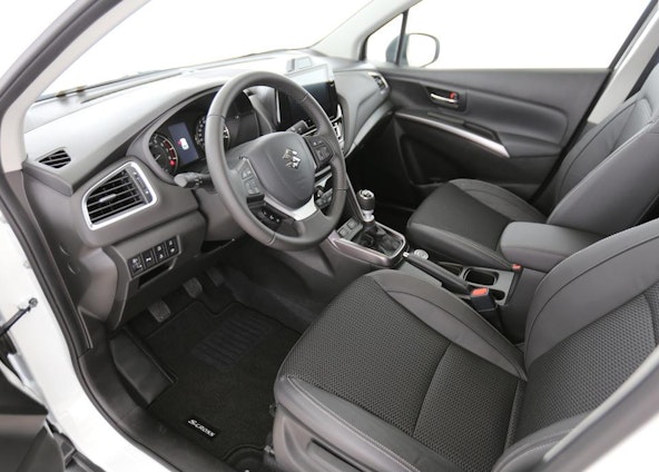 Vehicle image 3 Vehicle image 3