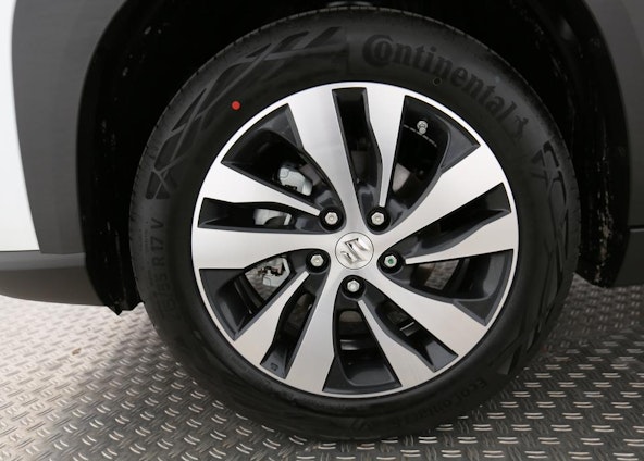 Vehicle image 5 Vehicle image 5