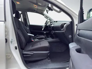 Toyota Hilux Double  2.8 4WD Comfort