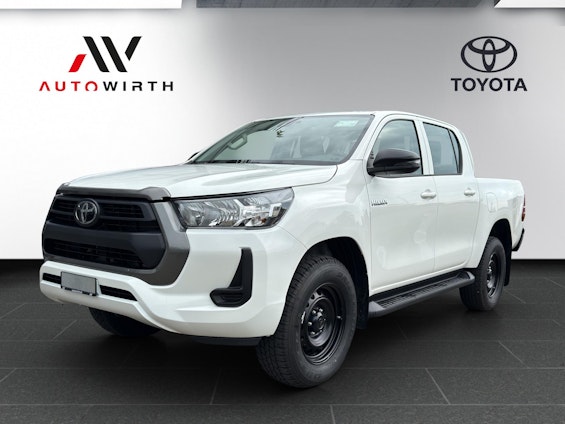 First vehicle image
