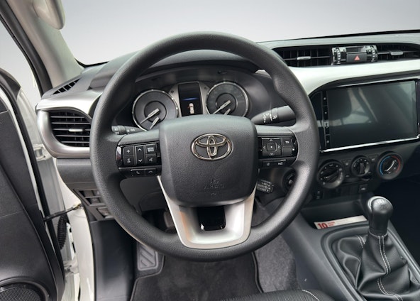 Vehicle image 9 Vehicle image 9