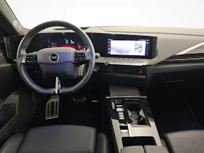 Fahrzeugbild OPEL Astra 1.6 T PHEV 180 Swiss Premium
