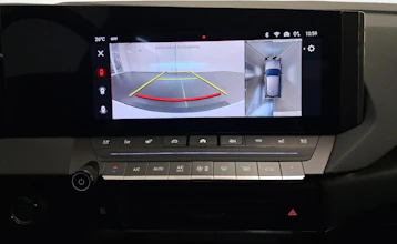 https://vehicle.imgix.net/3903387/b8af51d5-cee7-4e25-af63-3e8c05476581.jpg