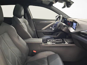 https://vehicle.imgix.net/3903387/f24067ea-8aaa-4774-a4ce-0791fd6fd758.jpg