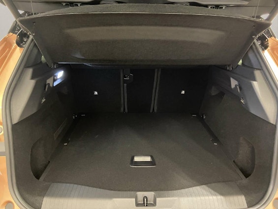 Vehicle image 11 Vehicle image 11