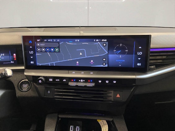 Vehicle image 7 Vehicle image 7